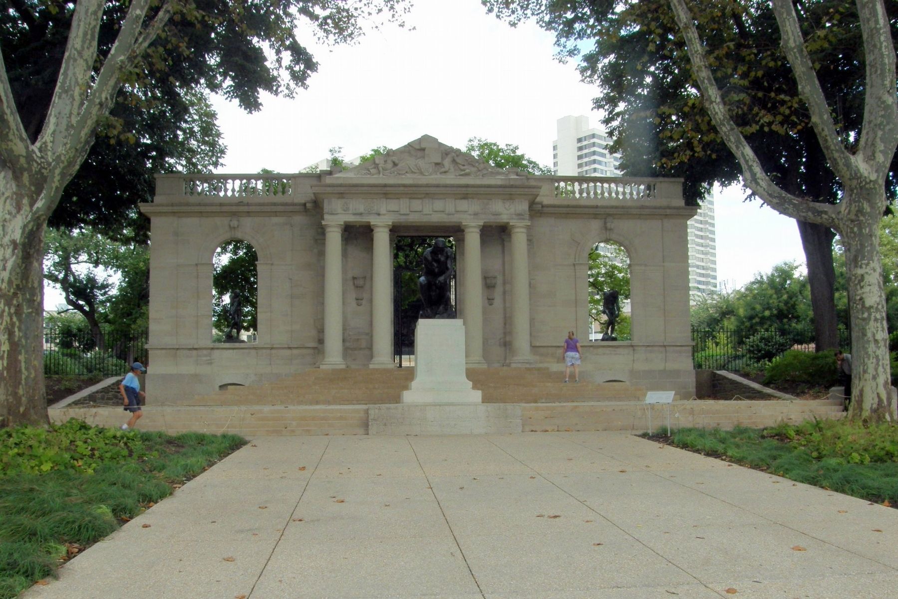 The portico image. Click for full size.