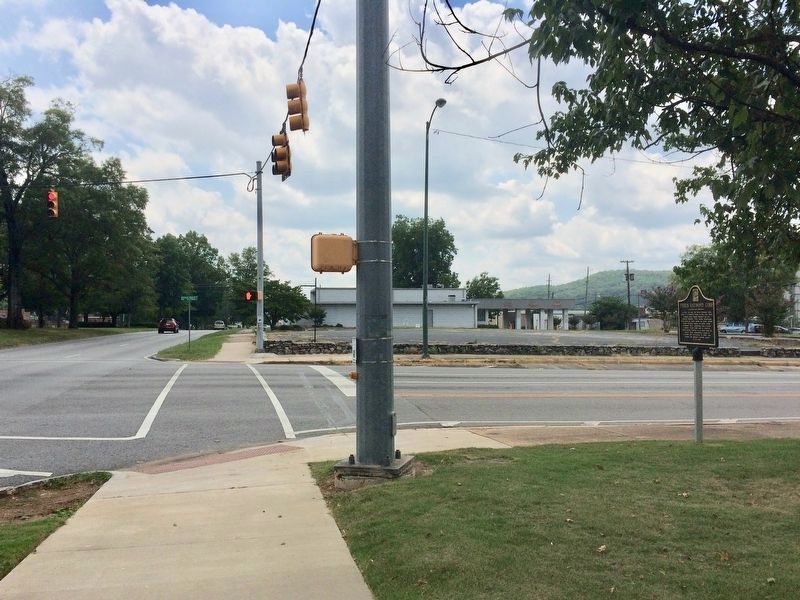 View of marker looking south on Quintard Avenue. image. Click for full size.