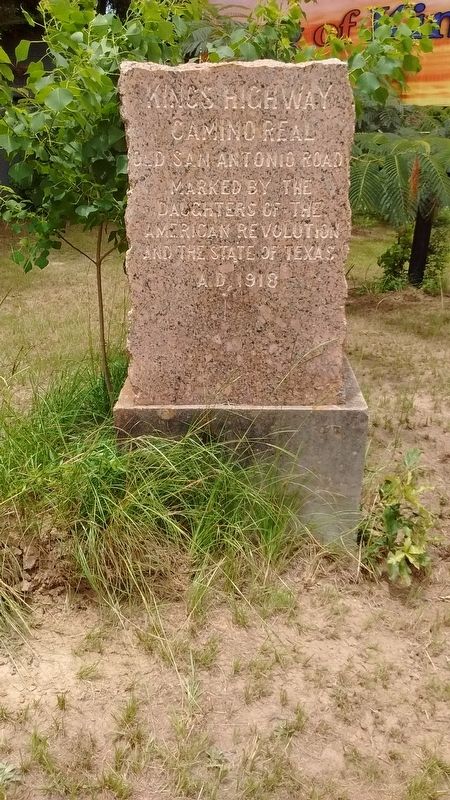 Kings Highway Marker image. Click for full size.