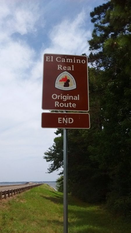 Kings Highway Marker image. Click for full size.