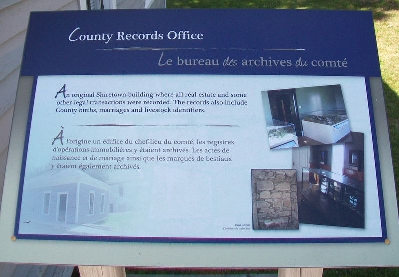 County Records Office / <i>Le</i> bureau <i>des</i> archives <i>du</i> comt� Marker image. Click for full size.