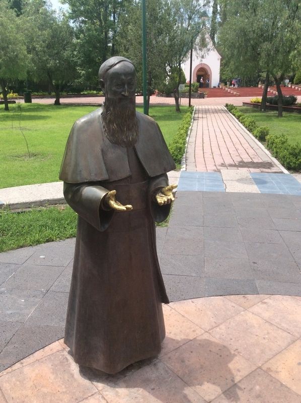 Father Joseph Kentenich statue image. Click for full size.