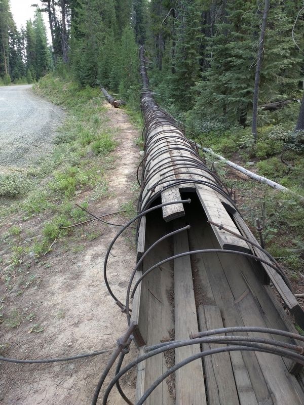 Section of wooden pipeline image. Click for full size.