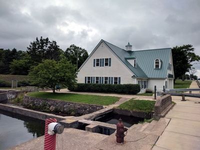 Paris Fish Hatchery and Marker image. Click for full size.