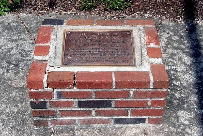 Ocean City Tabernacle Marker at the holly trees image. Click for full size.