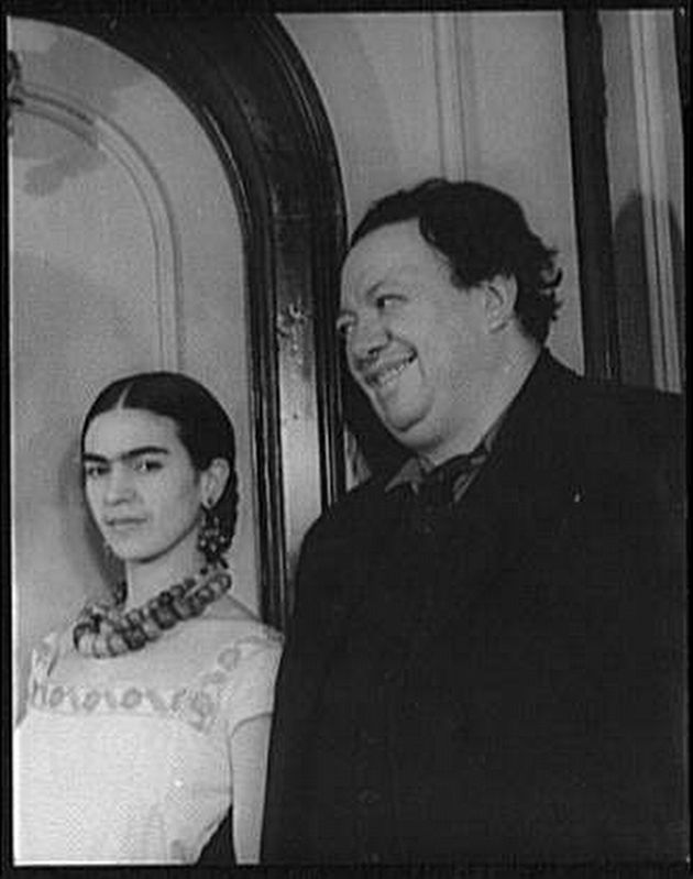 Frida Kahlo and Diego Rivera image. Click for full size.