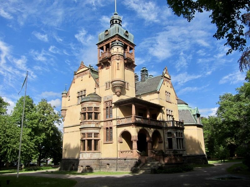 Villa Lusthusporten. Click for full size. Villa Lusthusporten image. Click for full size.
