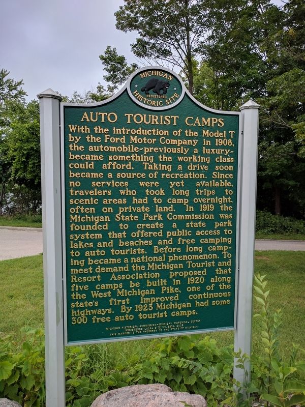 Auto Tourist Camps Marker (Side 2) image. Click for full size.