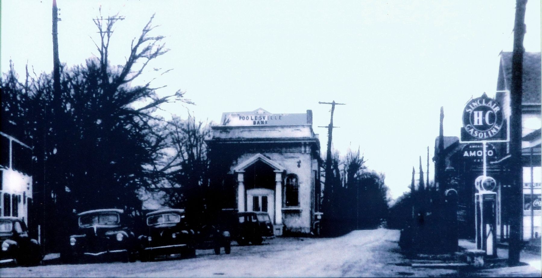 Poolesville Bank Building image. Click for full size.
