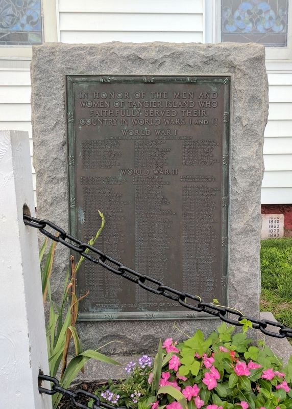 Tangier Island World Wars I and II Memorial image. Click for full size.