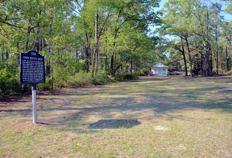 1790 Union Meeting House Marker with the church in the distance.. Click for full size. 1790 Union Meeting House Marker with the church in the distance. image. Click for full size.