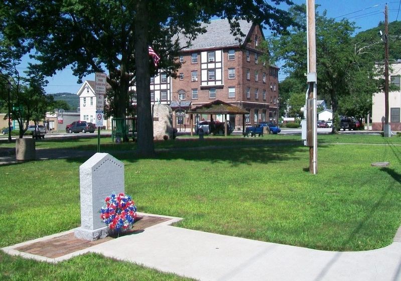 The American Revolution Monument image. Click for full size.
