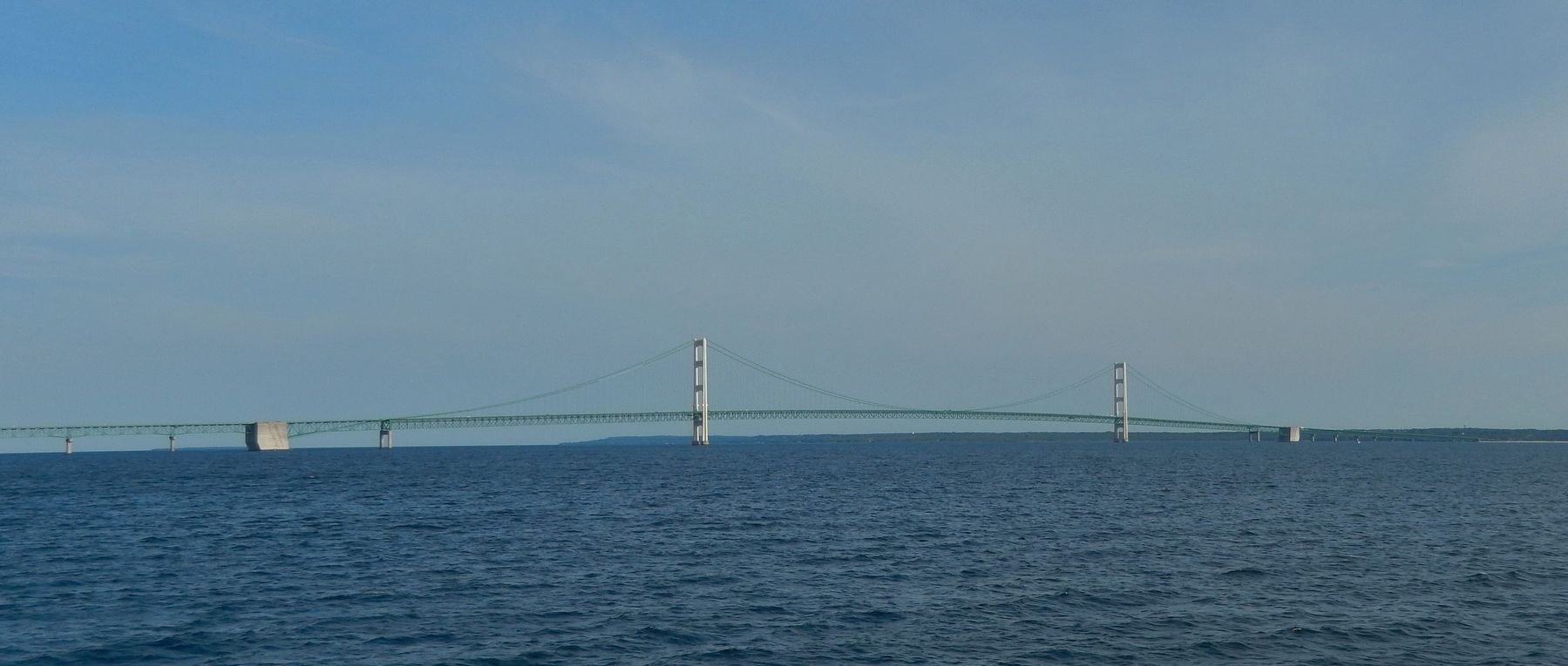 Mackinac Bridge (<b><i>view from Lake Huron</b></i>). Click for full size. Mackinac Bridge (<b><i>view from Lake Huron</b></i>) image. Click for full size.