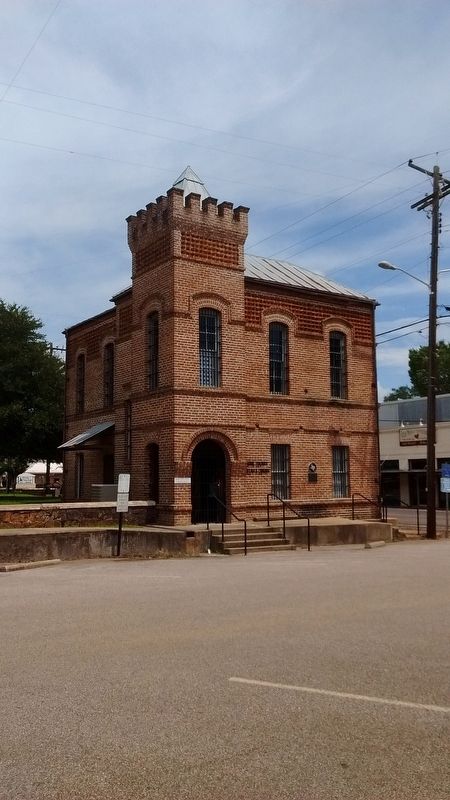 Sabine County Jail image. Click for full size.