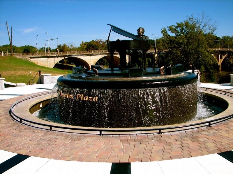 Ray Charles statue in the plaza image. Click for full size.