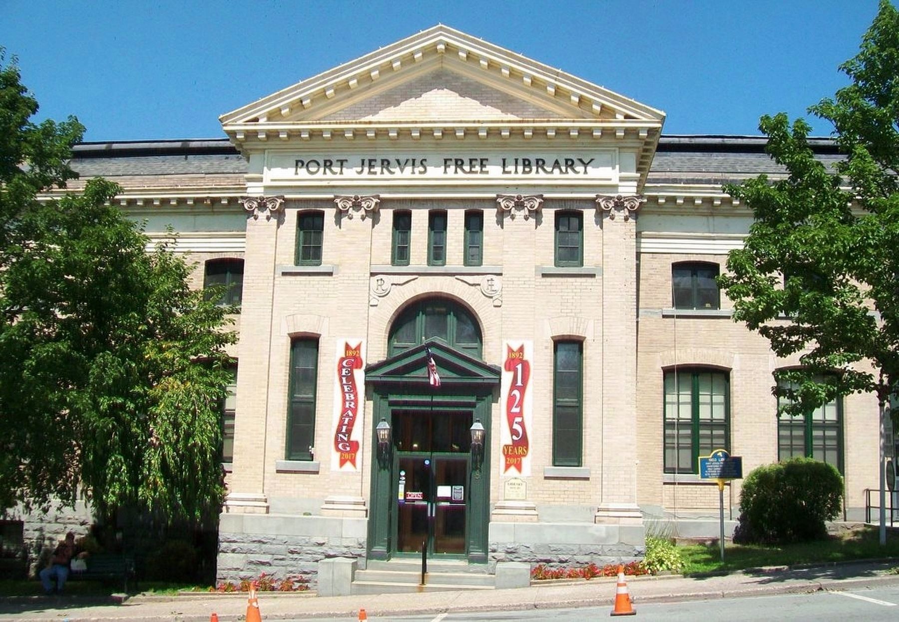 1903 Carnegie Library and Marker image. Click for full size.