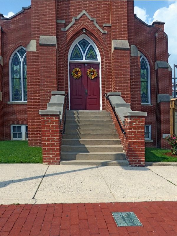 Saints Street Marker image. Click for full size.