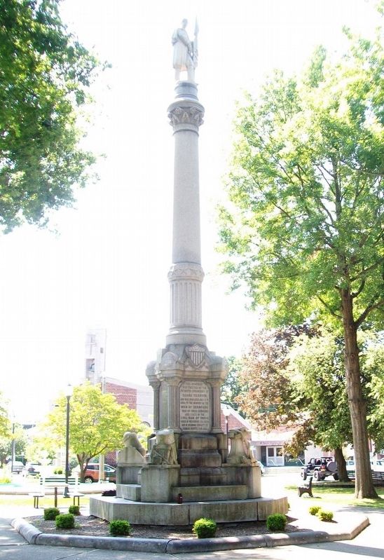 Civil War Memorial image. Click for full size.
