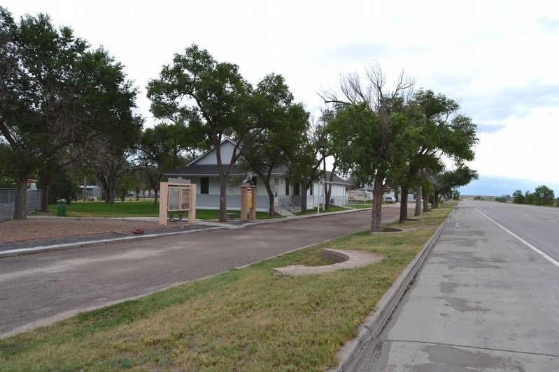 View to Southeast Along US 287. Click for full size. View to Southeast Along US 287 image. Click for full size.