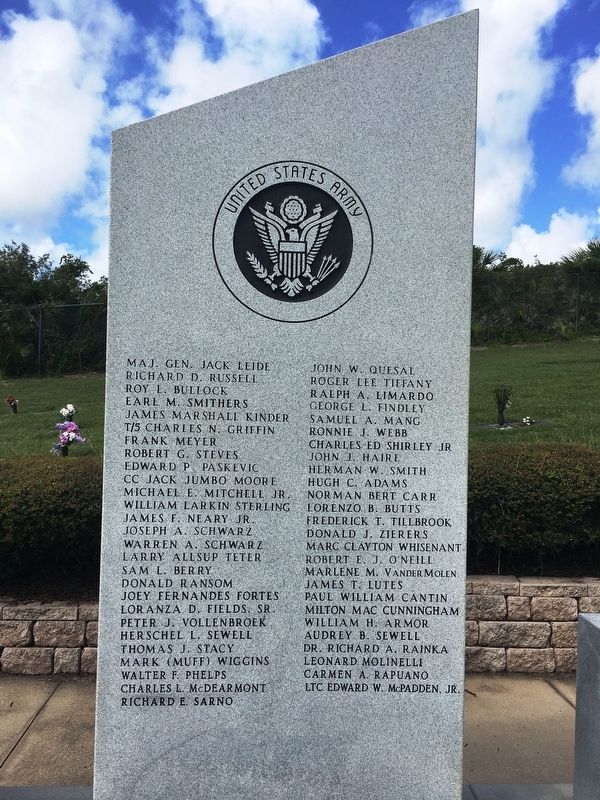 Vererans Memorial US Army Marker image. Click for full size.