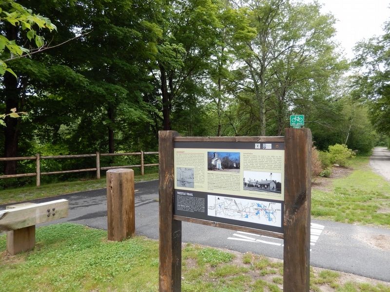 Summit Marker (<b><i>wide view</b></i>). Click for full size. Summit Marker (<b><i>wide view</b></i>) image. Click for full size.