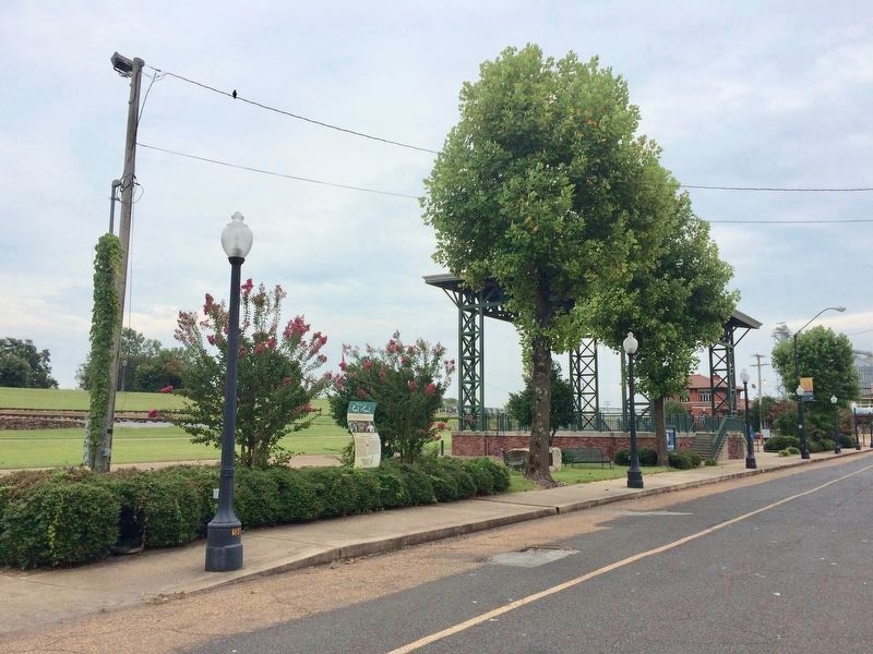 Cherry Street Pavilion & main stage. image. Click for full size.