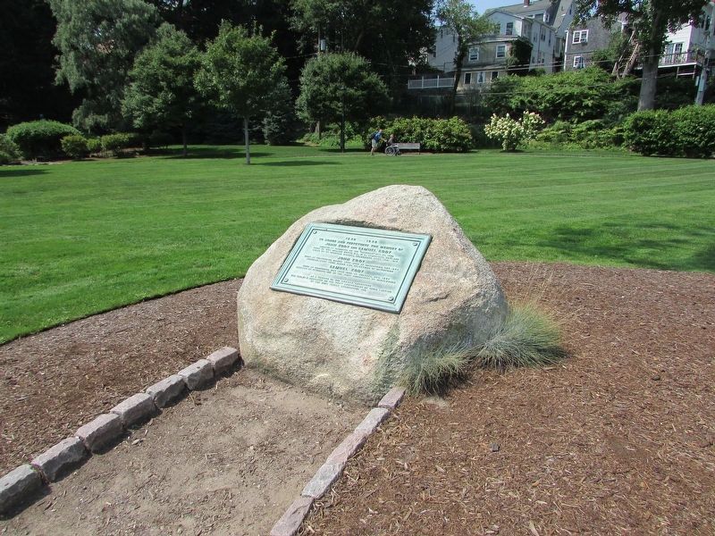 Marker in Brewster Gardens image. Click for full size.