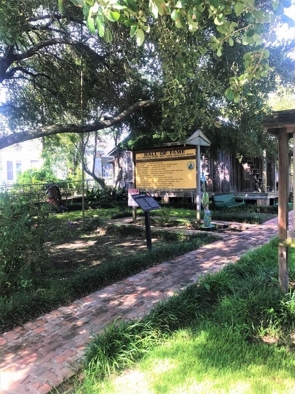 Le Vieux Village Marker. Click for full size. Le Vieux Village Marker image. Click for full size.