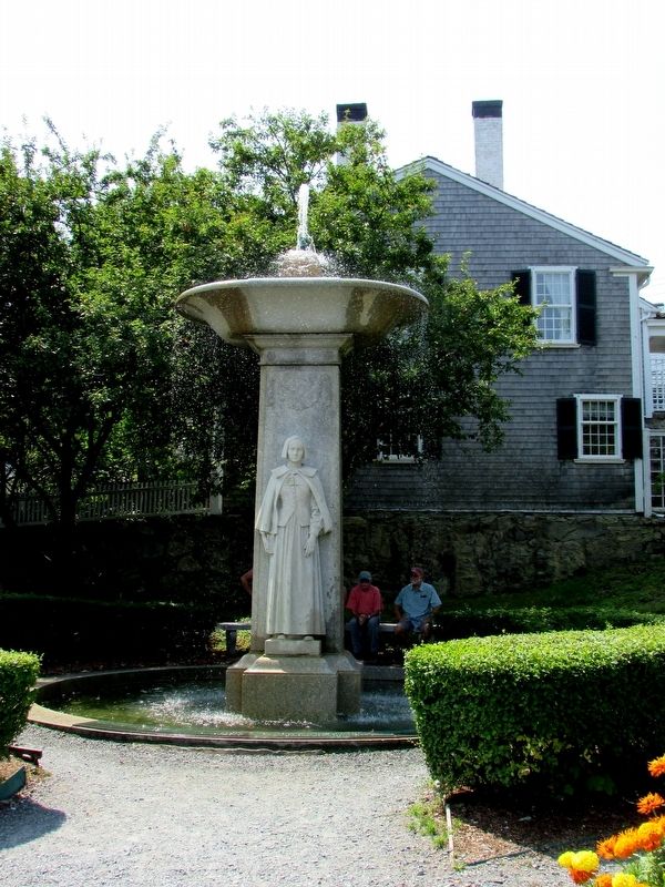 Pilgrim Mother Fountain image. Click for full size.