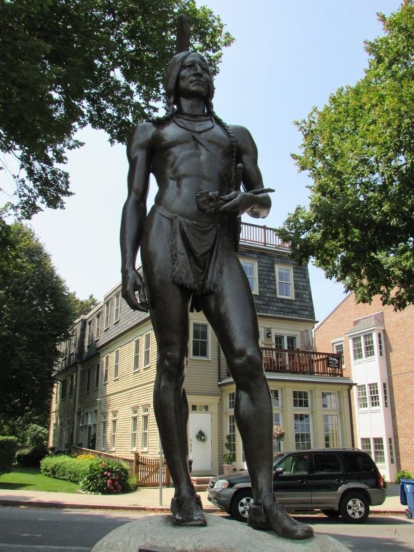 Massasoit Statue on Coles Hill image. Click for full size.