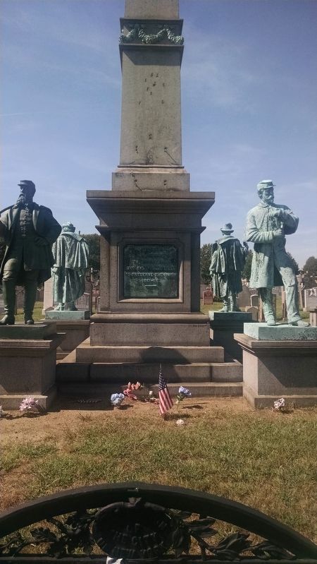 Civil War Monument Marker. Click for full size. Civil War Monument Marker image. Click for full size.