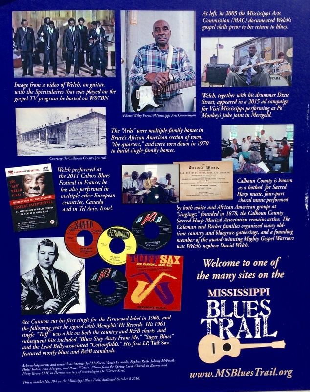 Photos on rear of marker. image. Click for full size.