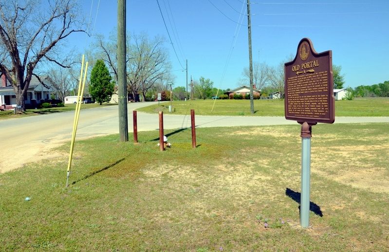 Old Portal Marker. Click for full size. Old Portal Marker image. Click for full size.