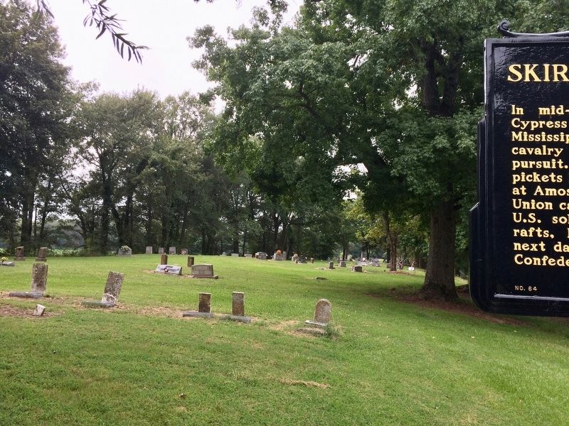 Partial view of Kelso Cemetery & marker looking west. image. Click for full size.