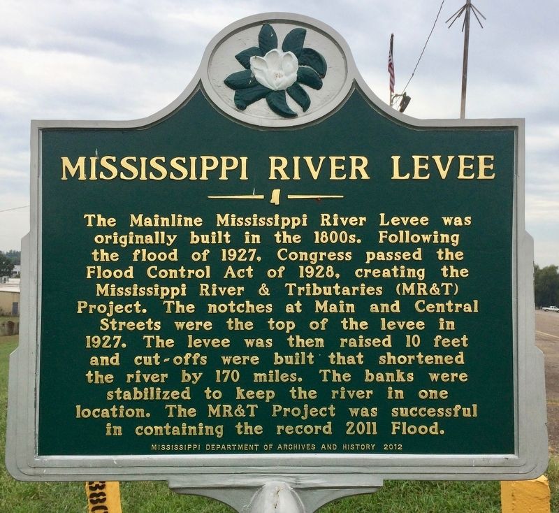 Mississippi River Levee Marker image. Click for full size.