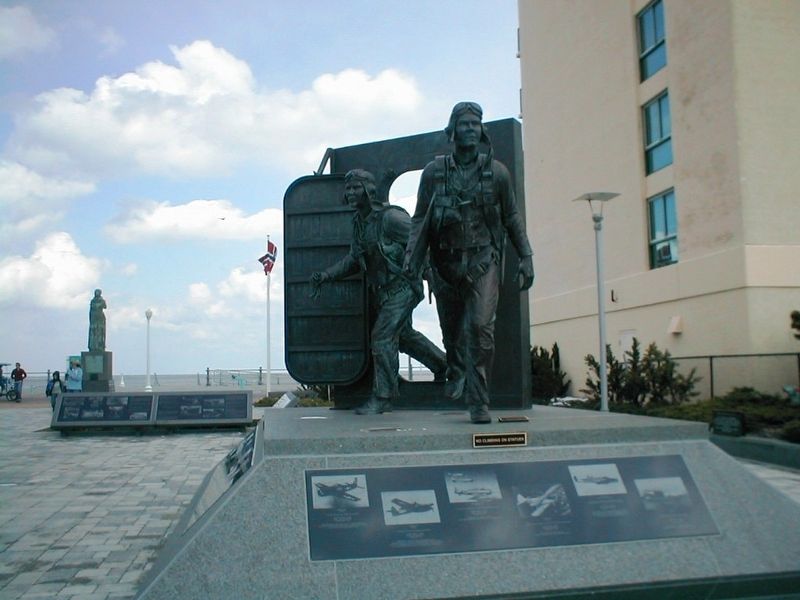 Naval Aviation Monument Park-Statue 2. Click for full size. Naval Aviation Monument Park-Statue 2 image. Click for full size.
