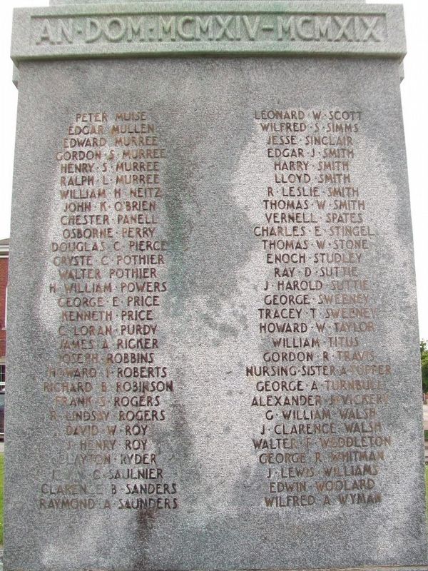 War Memorial WWI Honored Dead image. Click for full size.