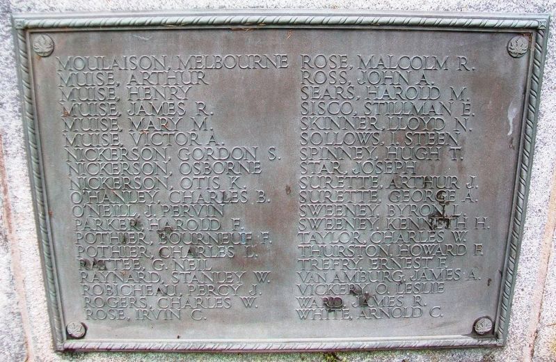 War Memorial WWII Honored Dead image. Click for full size.