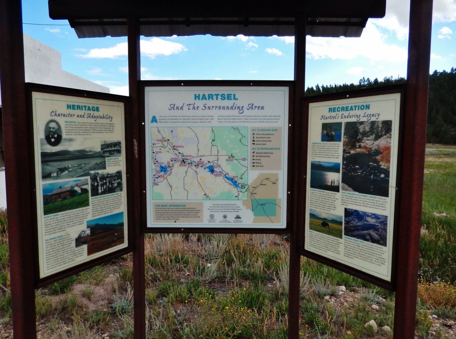 Heritage Marker Kiosk (<b><i>wide view</b></i>). Click for full size. Heritage Marker Kiosk (<b><i>wide view</b></i>) image. Click for full size.