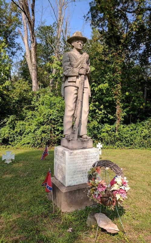 Confederate soldiers gravesite image. Click for full size.