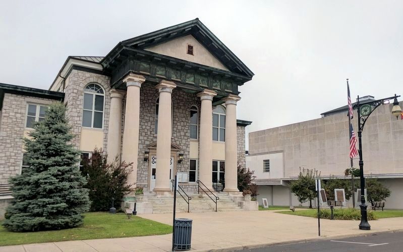Alleghany Courthouse image. Click for full size.