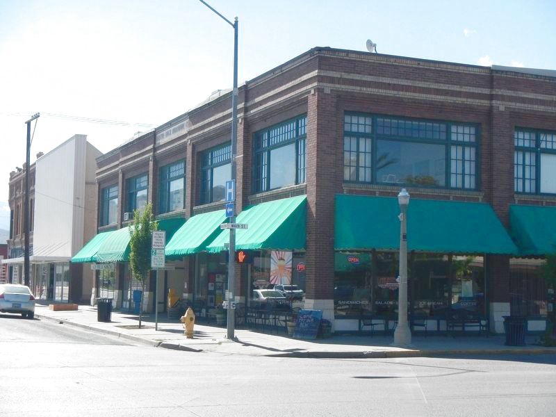 Basche-Sage Hardware Co. Building and Marker. Click for full size. Basche-Sage Hardware Co. Building and Marker image. Click for full size.