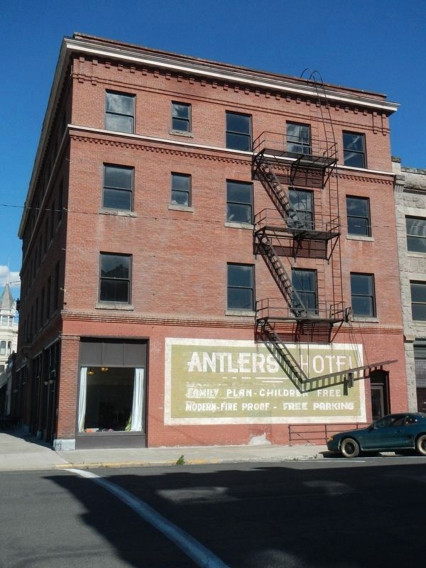 Antlers Hotel image. Click for full size.