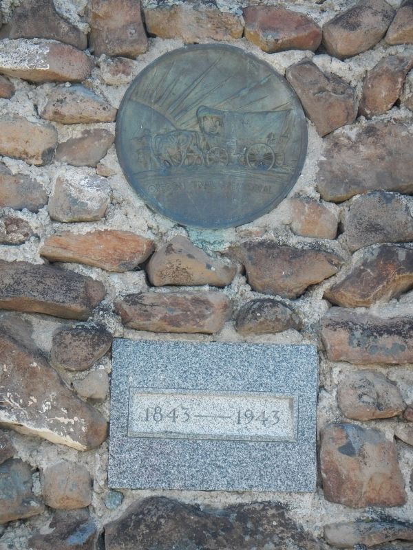 Oregon Trail Memorial Marker image. Click for full size.