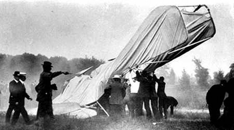Fort Myer Wright Flyer Crash image. Click for full size.