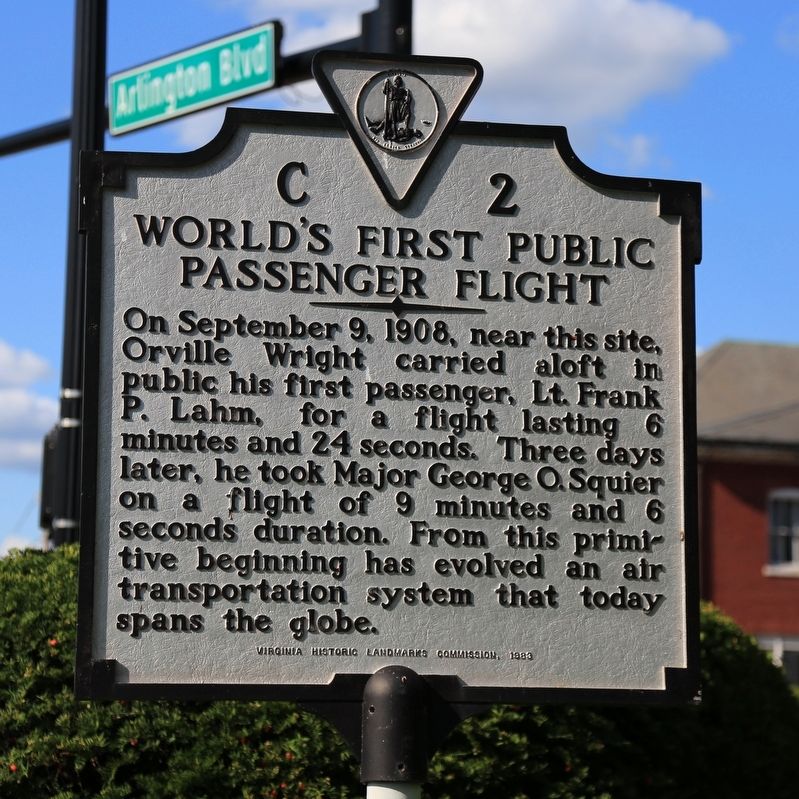 Worlds First Public Passenger Flight Marker image. Click for full size.