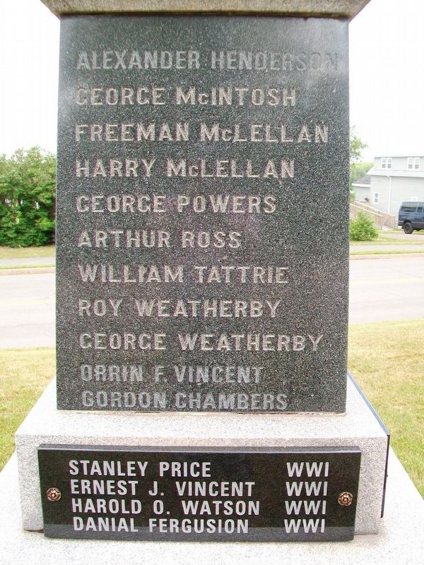 War Memorial WWI Honored Dead image. Click for full size.