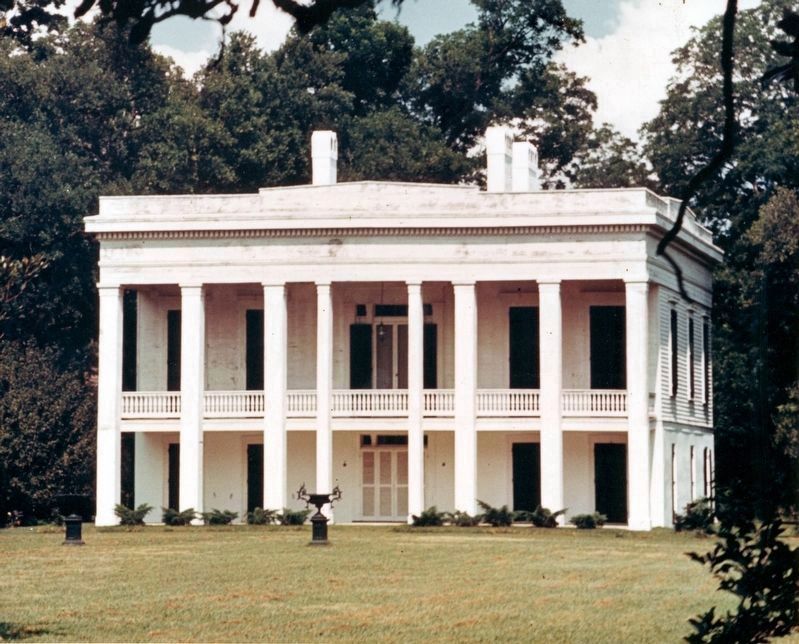 Bocage Plantation image. Click for full size.