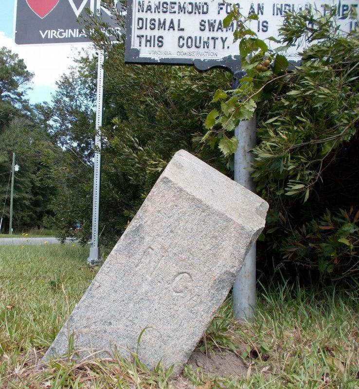 A closeup of the boundary markers south side. image. Click for full size.