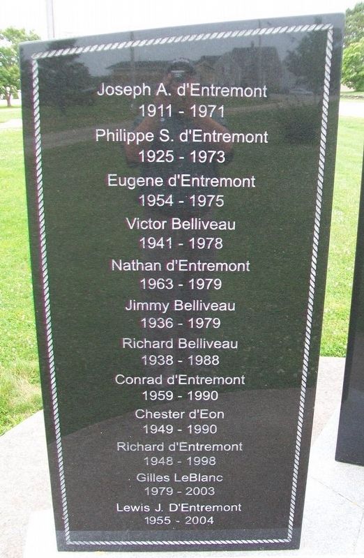 Perdu aux eaux / Lost to the Waters Marker. Click for full size. Perdu aux eaux / Lost to the Waters Marker image. Click for full size.